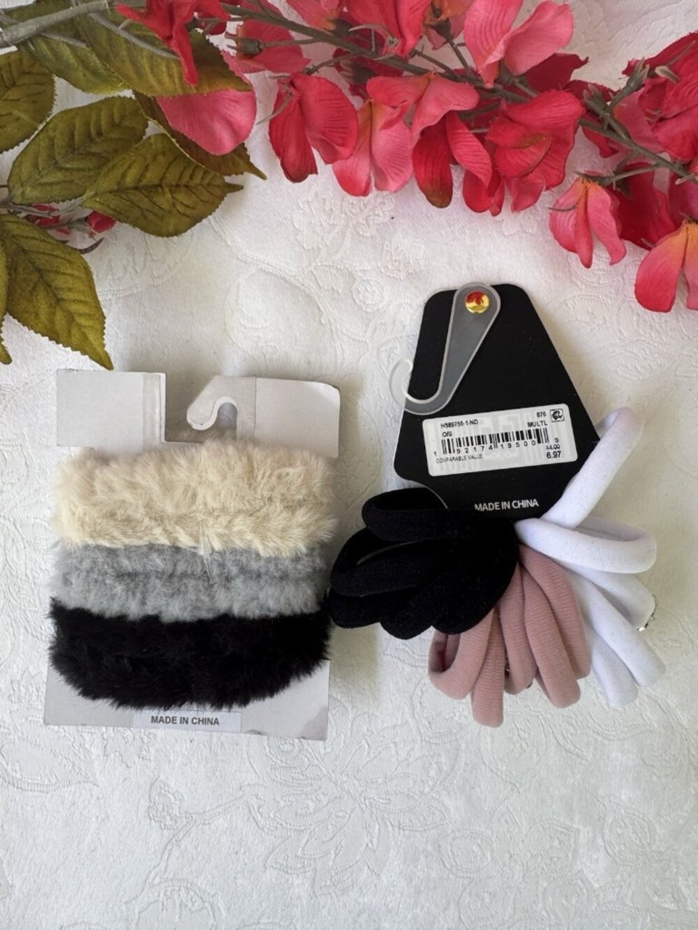 NORDSTROM 21 Hair Accessories Bundle Lot Hair Ties Scrunchies Furry Smooth NEW